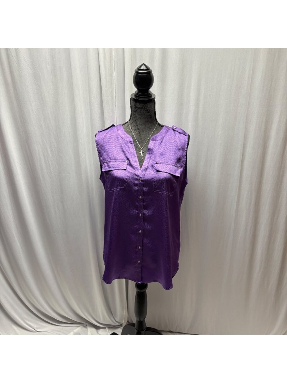 WHBM Purple Sleeveless Button Front Blouse Womens Size Medium Lightweight Top